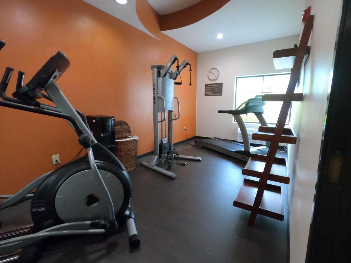 Hometowne Studios & Suites Washington Buitenkant foto