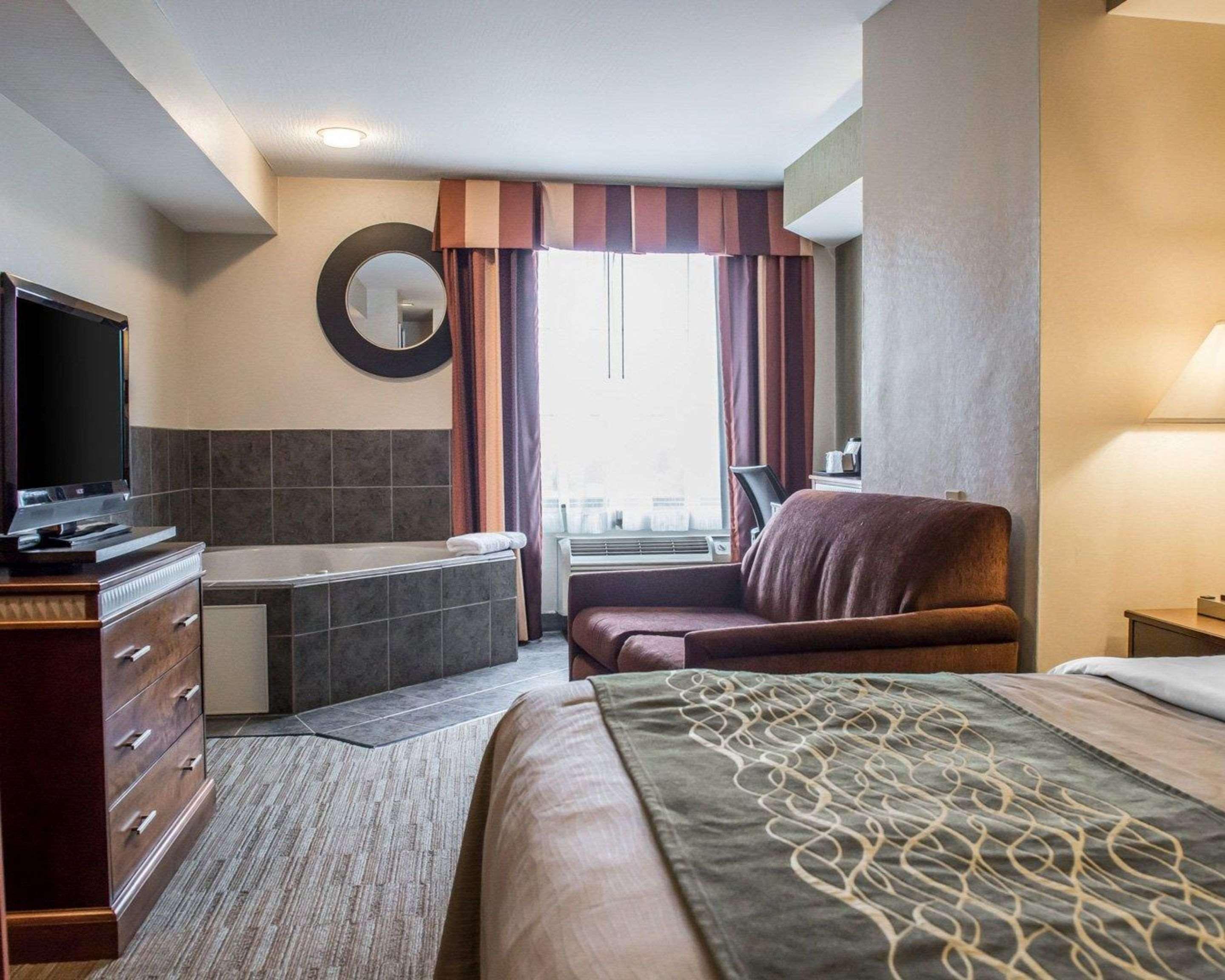 Hometowne Studios & Suites Washington Buitenkant foto